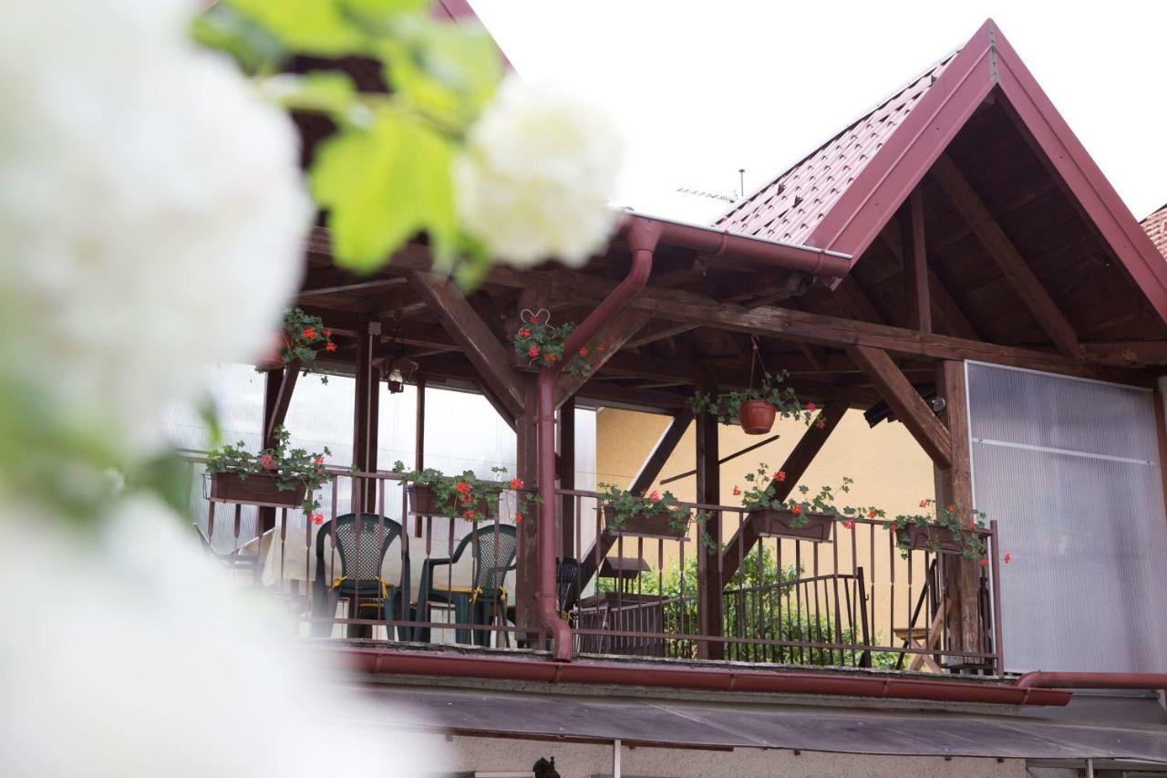 Apartman Antea Otočac Esterno foto